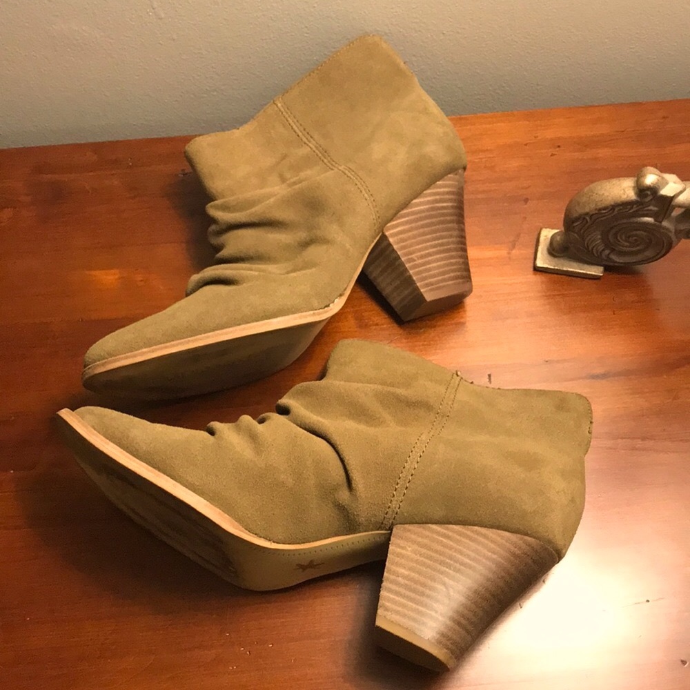 SPLENDID Reseda Genuine Suede Slouch Heeled Booties - Picture 3 of 10